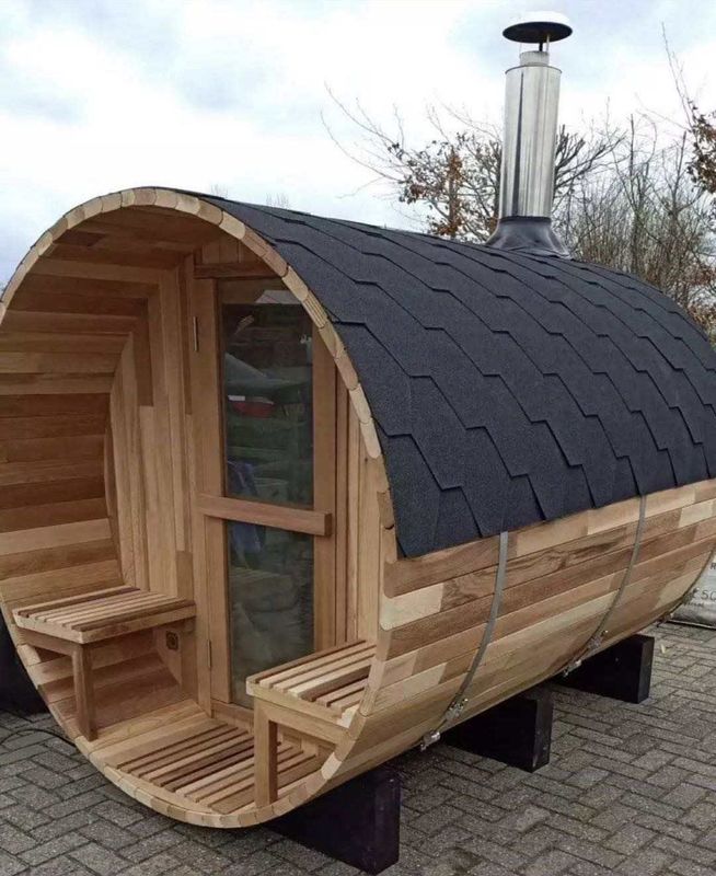 2025 EUROPEAN Design Style Red Cedar Barrel Sauna No Porch Outdoor Sauna for 4-5 People from Direct