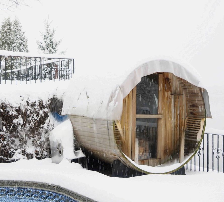 Experience Traditional Sauna with Four-Person Firewood Sauna Room in Outdoor Barrel Design and Solid Wood Material