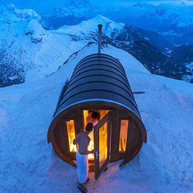 Traditional European Style 3-4 Person Barrel Sauna Room With Harvia Sauna Heater Outdoor Use Pretty Sauna Chamber For Family Canadian Pine